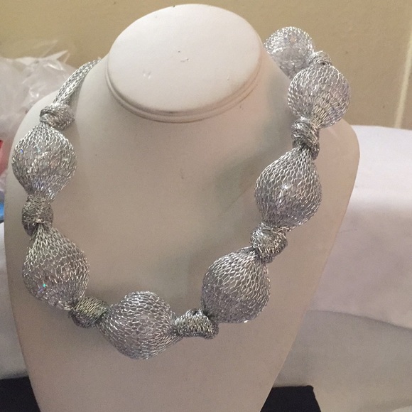 Silver ball made with nice nets cotton - Picture 2 of 8